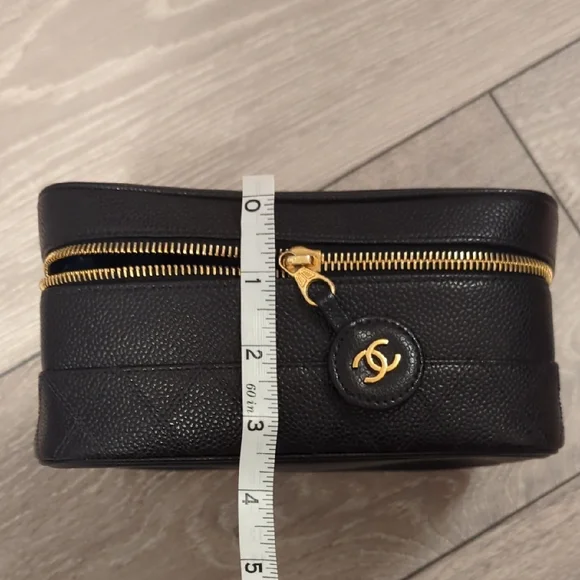 CHANEL Vintage Black Caviar Leather Vanity Pouch Top Handle - Picture 12 of 13